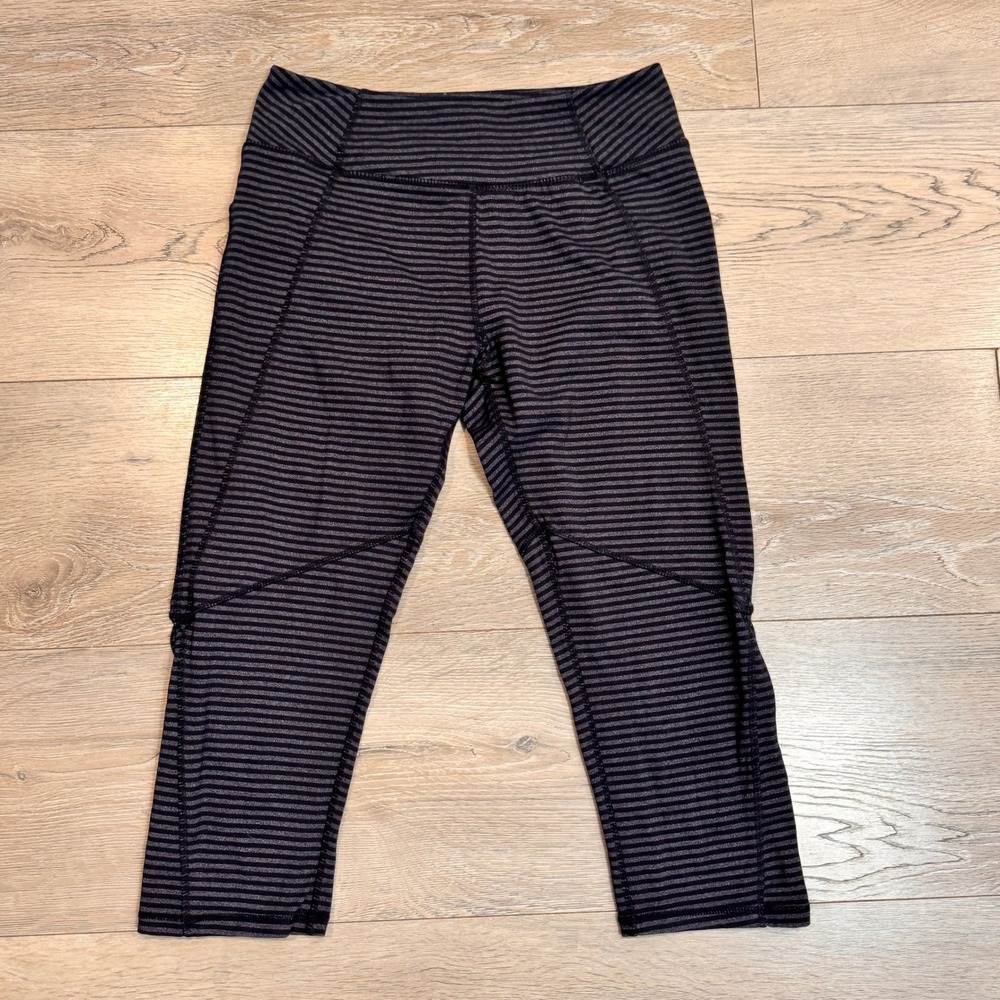 Kyodan Womens Striped Crop Leggings Athleisure Activewear‎ Workout Small S